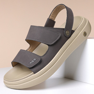 Sandalias de verano casuales para hombre, con punta abierta, suela de goma, entresuela de EVA, ligeras, transpirables, fáciles de poner, para la playa. - Product Image 1