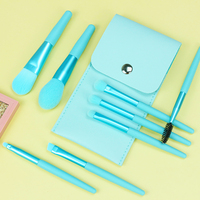 Nouveau Set de Pinceaux de Maquillage Professionnels 8 Pièces en Soie Douce de Haute Qualité pour Ombre à Paupières, Correcteur et Poudre – Portable