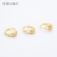 Bague classique pour femme en laiton plaqué or 18 carats, motif léopard durable, sertie de zircon taille princesse, idéale pour mariages et fiançailles