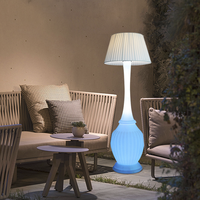 Lampadaire d'angle minimaliste nordique moderne télécommande de luxe Design de chambre d'hôtel lampadaire LED RVB pour la décoration de salon