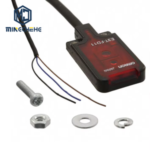 Capteur photoélectrique compact E3T-FD14 E3T-FD11 E3T-FD12 E3T-FD13 à faisceau traversant, connecteur M8, sortie NPN 10-30VDC - Product Image 1