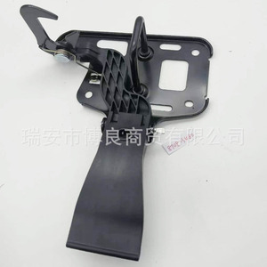 อะไหล่ฝากระโปรงหน้ารถยนต์ออดี้ B8 A5 รุ่น 8T0823480 สีดำ ทำจากเหล็ก - Product Image 1