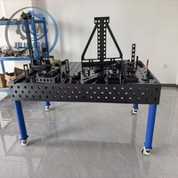 Plateforme de soudage flexible 3D en fonte à haute planéité avec kit de serrage pour atelier de fabrication métallique