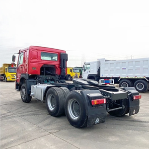 Camión Tractor Howo 6*4 Estándar <span class=keywords><strong>de</strong></span> Exportación con Fácil Mantenimiento para el Negocio <span class=keywords><strong>de</strong></span> Transporte <span class=keywords><strong>de</strong></span> Mercancías en África - Product Image 3
