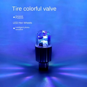 Hot Wheels Double-Sense Valve Décoratif Atmosphère Lampe Coloré Électrique Voiture Moto <span class=keywords><strong>Moyeu</strong></span> <span class=keywords><strong>De</strong></span> <span class=keywords><strong>Roue</strong></span> Universel pour Autres Pneus - Product Image 1