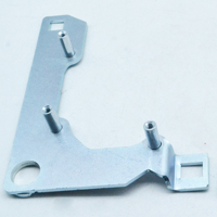 Cadre de support de projecteur d'accessoires de rénovation d'éclairage de voiture pour Mitsubishi Pajero V93 V97 2007-2020 Cadre d'adaptateur de projecteur à faible luminosité