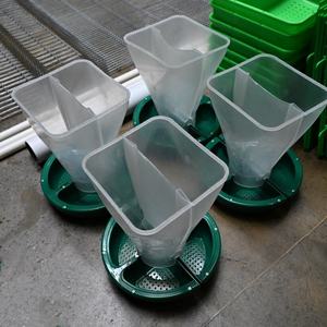 Assurance Commerciale Cages à Lapins d'Occasion à Vendre - Product Image 4