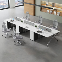 Ensemble bureau et chaise de bureau simple et moderne, poste de travail pour personnel, bureau informatique pour quatre personnes avec écran, bureau