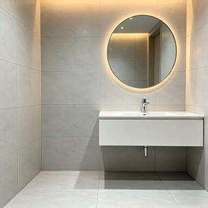 Carrelage mural en céramique gris aspect béton brillant de haute qualité 300x600mm à grain continu pour crédence de cuisine moderne - Product Image 3