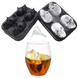 Moule à glaçons en silicone flexible en forme de crâne avec entonnoir, 4 cavités, pour la fabrication de glaçons et outils à crème glacée - Product Image 1