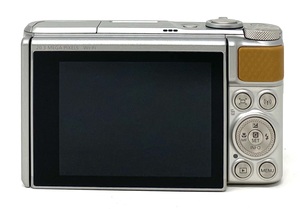 กล้องถ่ายรูปดิจิตอลแบบพกพา US Point and Shoot พร้อมจอ LCD 3.0 นิ้ว สีเงิน (2956C001) - Product Image 4
