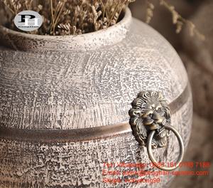 Vaso in Ceramica da Tavolo Personalizzato <span class=keywords><strong>con</strong></span> Testa di Leone in Bronzo, Fornitore Cinese - Product Image 6