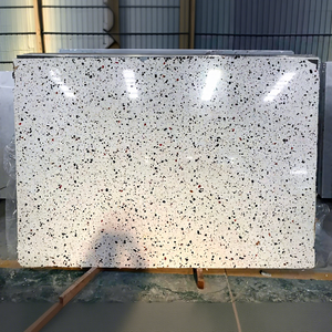 Dalles <span class=keywords><strong>de</strong></span> terrazzo artificielles personnalisées YDSTONE, carreaux <span class=keywords><strong>de</strong></span> terrazzo blancs modernes pour la décoration intérieure des chambres, cuisines, sols et murs - Product Image 1