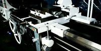 Mesin Bubut CNC Heavy Duty CW6263B 800mm Max Swing Over Gap 104mm Spindle Bore Horizontal untuk Pemesinan Flens & Poros Panjang