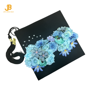 Vestidos de gorras de graduación de la Universidad Unisex de flores personalizadas para niños y adultos fiesta apropiada con borla - Product Image 2