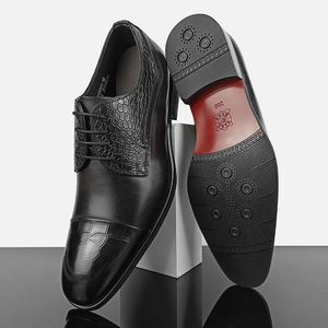 รองเท้าอ็อกซ์ฟอร์ดทรงแหลมสำหรับผู้ชาย งานฝีมืออิตาลี ปิดด้วยเชือกผูก ระบายอากาศได้ดี กันน้ำ ใช้ได้ทั้งลำลอง ธุรกิจ และงานทางการ หรูหรา เหมาะสำหรับงานแต่งงาน - Product Image 1