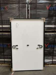 Almacén en Europa <span class=keywords><strong>Trina</strong></span> <span class=keywords><strong>550</strong></span>/580/590W Células de panel <span class=keywords><strong>solar</strong></span> 182mm Panel fotovoltaico monocristalino de 500W con tecnología PERC y Media celda - Product Image 3