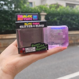 Cubo de Goma Antiestrés de Alta Calidad Needoh Nice Cube Glitter Super Solid Squishy Fidget Toy, Venta al por Mayor - Product Image 3