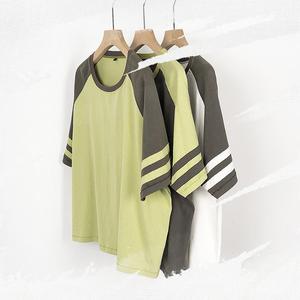 قميص رجالي بالجملة من قماش محبوك ثقيل بأكمام قصيرة مقاوم للتكور بأكمام راجلان قصيرة للاستخدام اليومي - Product Image 3