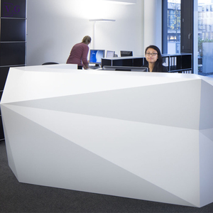 Mostrador <span class=keywords><strong>de</strong></span> Recepción Moderno con Diseño <span class=keywords><strong>de</strong></span> Diamante en Piedra <span class=keywords><strong>de</strong></span> Mármol Blanco Corian para Consultorio Dental - Product Image 4