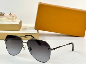 Lunettes de soleil vintage pour hommes, lunettes à verres dégradés transparents tendance, lunettes de soleil de luxe pour femmes - Product Image 3