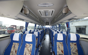 Autocar <span class=keywords><strong>de</strong></span> luxe super bleu <span class=keywords><strong>de</strong></span> grande capacité, type semi-remorque, type baril à huile, diesel, 13700 kg, 53+1+1 passagers, conducteur, fabriqué en Chine - Product Image 5