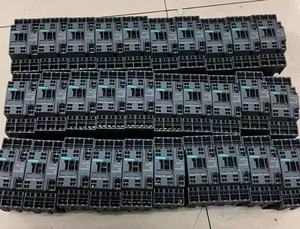 Contattore Siemens 3RT2023-1AC20 S0 9A 24VAC 1NO/1NC a vite, serie 3RT, nuovo e originale, garanzia 1 anno - Product Image 4