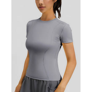 Haut de yoga essentiel pour femme, col rond, manches courtes, noir, compression, anti-transpiration, respirant, extensible dans quatre directions - Product Image 3