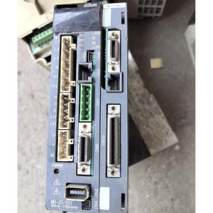 ตัวควบคุมไดรฟ์ AC รุ่น MR-J3-20T - Product Image 4
