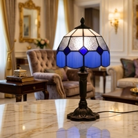 Lampe de table LED moderne de luxe en verre teinté avec lumière blanc chaud pour la décoration intérieure de chambre à coucher