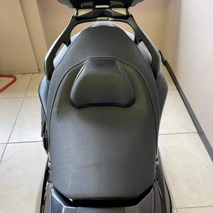 Yamaha T-MAX TECH MAX 560cc 47,6 CV 218 kg 2022 - Product Image 3