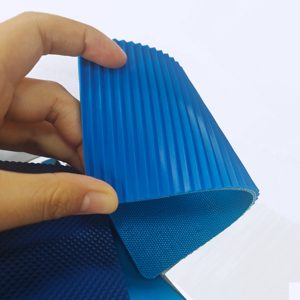 Gıda taşımacılığı için özelleştirilmiş uzun ve geniş mavi çizgili taşıyıcı bantlar - Product Image 1