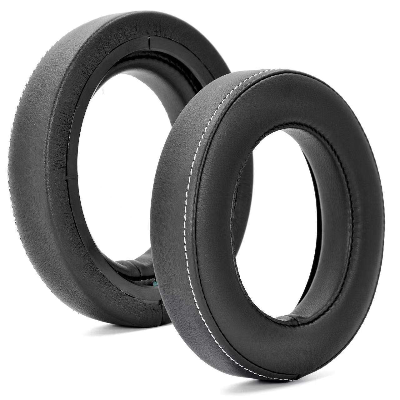 เย็บสีดำ + ขาว