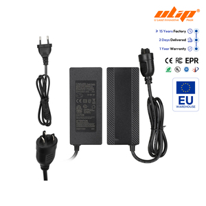 Chargeur 42,0 V 2,0 A avec prise EU pour trottinette électrique, adaptateur secteur et câble d'alimentation pour trottinette - Product Image 1