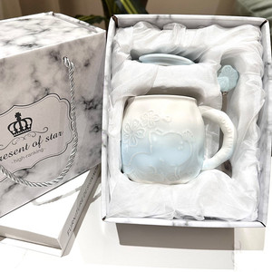 Ins Girl Birthday and Chinese New Year <b>Gift</b> Cherry Blossom cat with Lid <b>Mug</b> Set Eco-Friendly High Quality <b>Gift</b> <b>Box</b> Set - Product Image 3