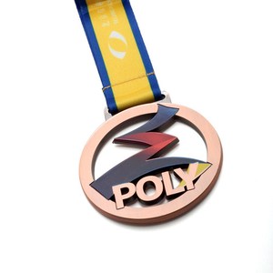 Médaille de fabrication célèbre, artistique malaisienne, dorée, métal 3D personnalisé - Product Image 2