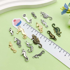 จี้รูปม้าน้ำ โลหะผสมสังกะสี ชุบเคลือบ ขนาดกลาง สำหรับทำเครื่องประดับ DIY - Product Image 2
