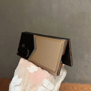 Funda de teléfono de cuero Mushang con bordes chapados de lujo para <span class=keywords><strong>Samsung</strong></span> Galaxy Z <span class=keywords><strong>Fold</strong></span> 7 6 5 4 <span class=keywords><strong>3</strong></span> con película de vidrio templado de pantalla frontal - Product Image 4