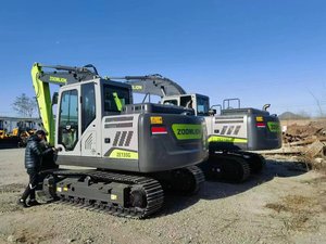 China ZE135E China <b>Top</b> Brand ZOOMLION ZE135G ZE135E 13.5 Ton Hydraulic Crawler Excavator New - Product Image 4