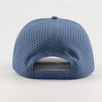 Casquette Sport Imperméable à 5 Panneaux en Polyester avec Trous Découpés au Laser, Gorras de Golf Perforées, Logo Patch en Caoutchouc Personnalisé, Casquette de Baseball Noire