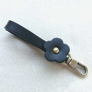 Portachiavi in Vera Pelle con Fiori Colorati per Donne, Doppio Strato in Pelle Bovina - Product Image 4