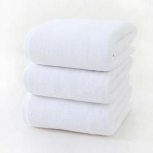 Serviettes <span class=keywords><strong>de</strong></span> <span class=keywords><strong>bain</strong></span> d'hôtel en coton tricoté avec logos brodés, <span class=keywords><strong>linge</strong></span> <span class=keywords><strong>de</strong></span> lit uni pour hôtels, serviette à séchage rapide, serviette <span class=keywords><strong>de</strong></span> <span class=keywords><strong>bain</strong></span> ultra douce - Product Image 5
