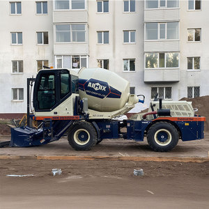 Camión Mezclador de Concreto de Carga Automática con Motor Diésel de 2.6 CBM/Lote - Product Image 1