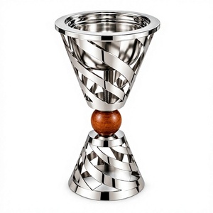 Quemador de incienso de metal y madera, elegante soporte para incienso, adecuado para hogares modernos, oficinas, estudios y espacios de bienestar. - Product Image 1
