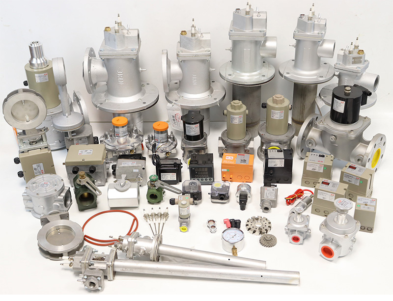 マルヤス機械 ベルトコンベヤ ミニミニエックス2型 単相200V 出力40W ベルト幅50MM 機長400CM 定速K18 蛇行レスベルト モーター住 マルヤス機械 ベルトコンベヤ ミニミニエックス2型 単相200V 出力40W