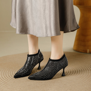 Zapatos de Tacón Delgado con Punta Cuadrada Negra, Adornados con Pedrería, de Satén, Elegantes y a la Moda para Mujer, Ideales para Bodas de Verano - Product Image 4