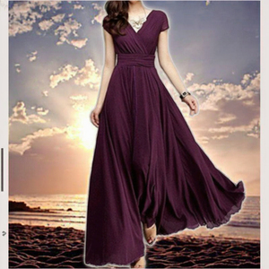 Collection Été 2024 Robe de Soirée Bohème Longue pour Femme, Col en V Profond, Décontractée et Sexy, en Mousseline de Soie Peignée avec Logo au Dos - Product Image 3