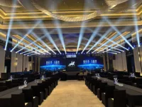 Luz de Escenario Polarlights, Cabeza Móvil LED Sharpy de 300W con Haz de Luz LED CMY, para Conciertos, Clubes, Eventos, Alquiler, Estaciones de TV