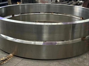 Cilindro Forgiato in Acciaio Legato 42CrMo, Barile per Cilindro Idraulico a Forgiatura Libera, Forgiature Cilindriche Senza Saldatura a Parete Spessa - Product Image 4