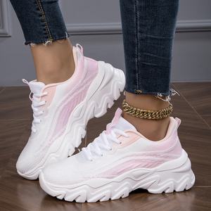 Zapatillas gruesas rosas a la moda 2024 para mujer, zapatos suaves para <span class=keywords><strong>papá</strong></span> con función antideslizante para caminar Primavera Verano invierno - Product Image 3